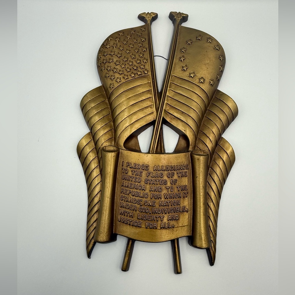Vintage Sexton Metal Pledge of Allegiance Wall Plaque